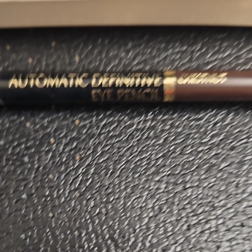 Merle Norman Automatic Eye Pencil - Cream